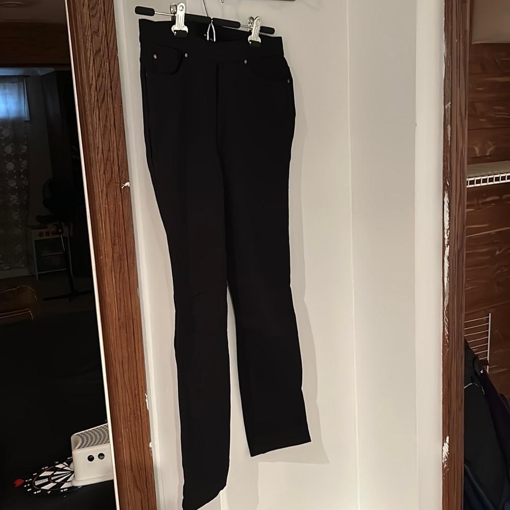 Tahari stretch pants